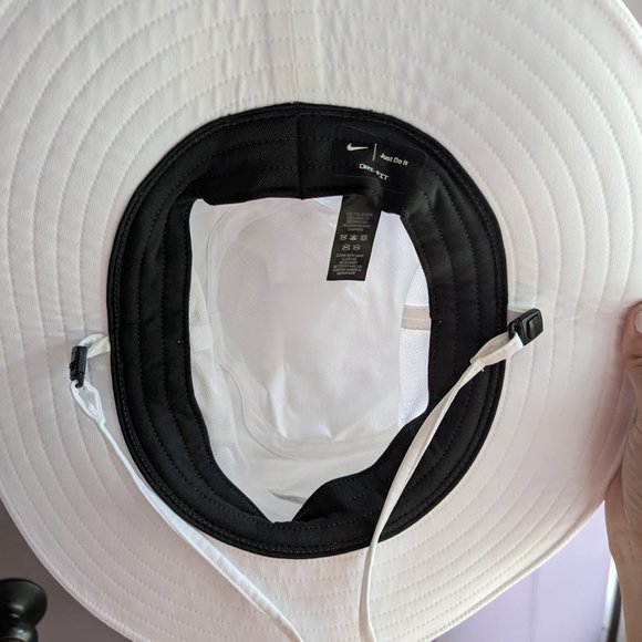 Nike Sun Hat - Picture 2 of 3